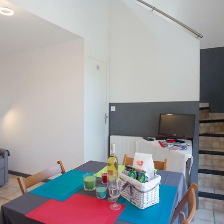 Duplex 4 Personnes A 200M De La Mer Apartment Hyeres Exterior photo
