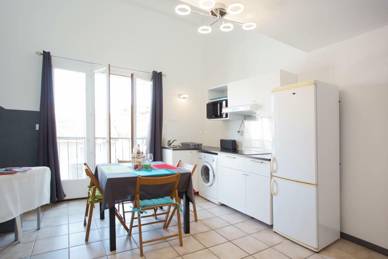Duplex 4 Personnes A 200M De La Mer Apartment Hyeres Exterior photo